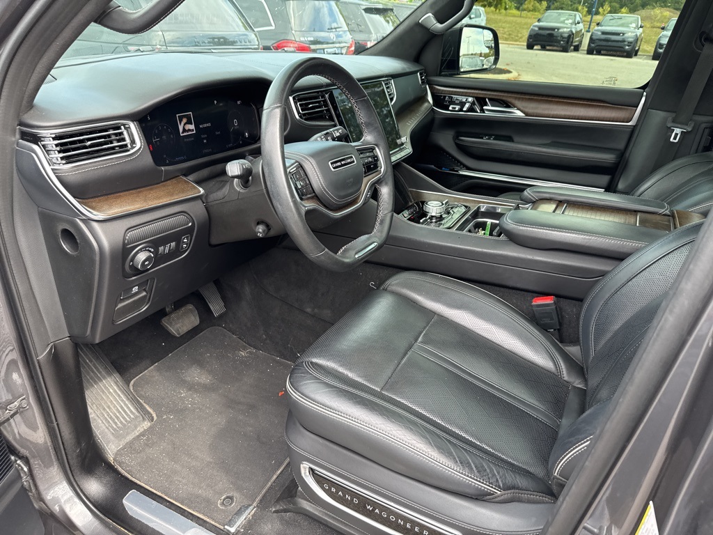 2022 Jeep Grand Wagoneer II photo 12
