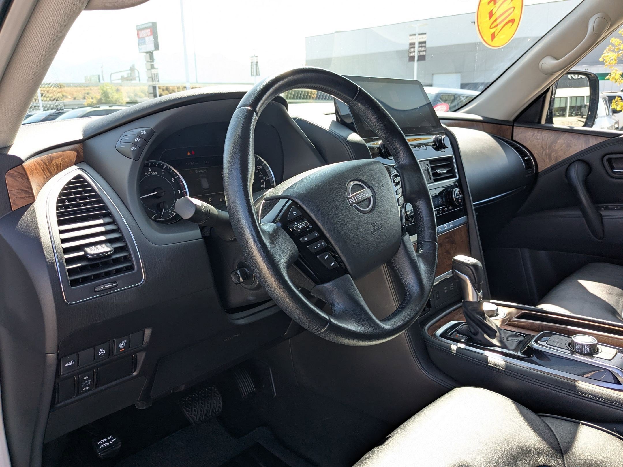 2024 Nissan Armada SL photo 15