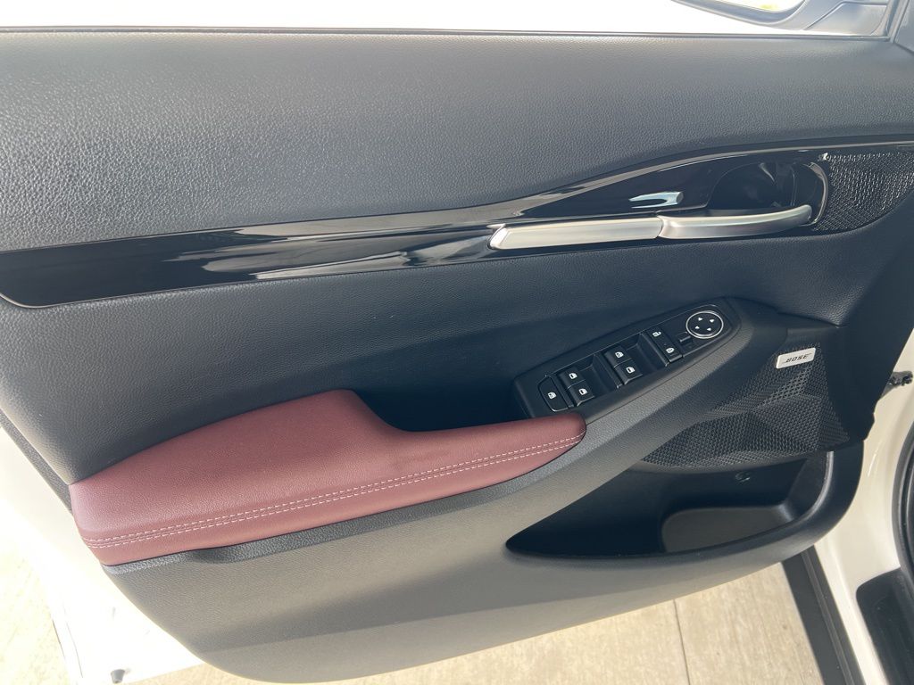 2023 Kia Seltos SX photo 7