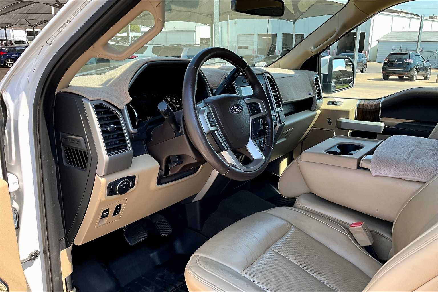 2019 Ford F-150 Lariat photo 15