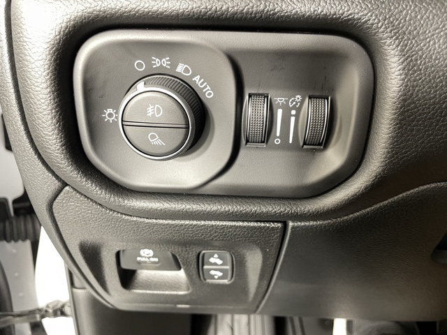 2026 Ram 1500 Laramie photo 23