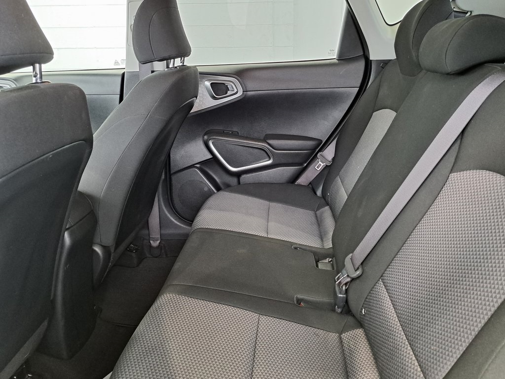 2023 Kia Soul LX photo 16