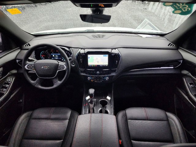 2023 Chevrolet Traverse RS photo 2