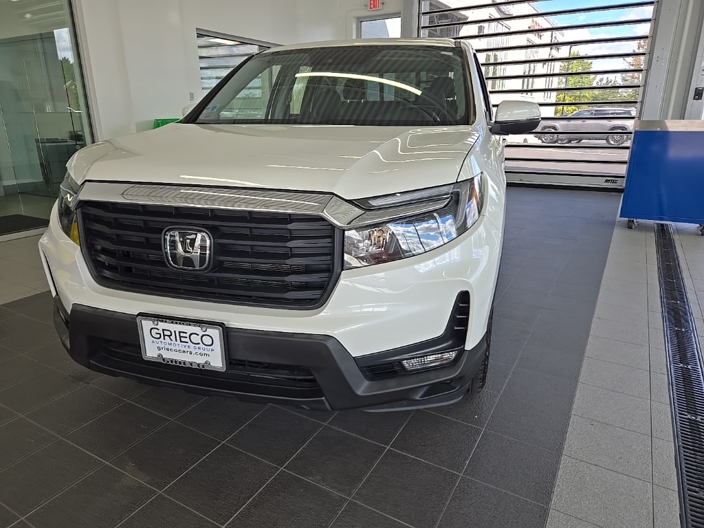 2023 Honda Ridgeline RTL photo 3