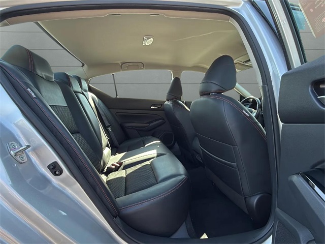 2023 Nissan Altima 2.5 SR photo 26