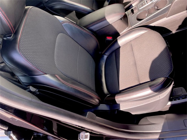 2024 Ford Escape ST-Line photo 13