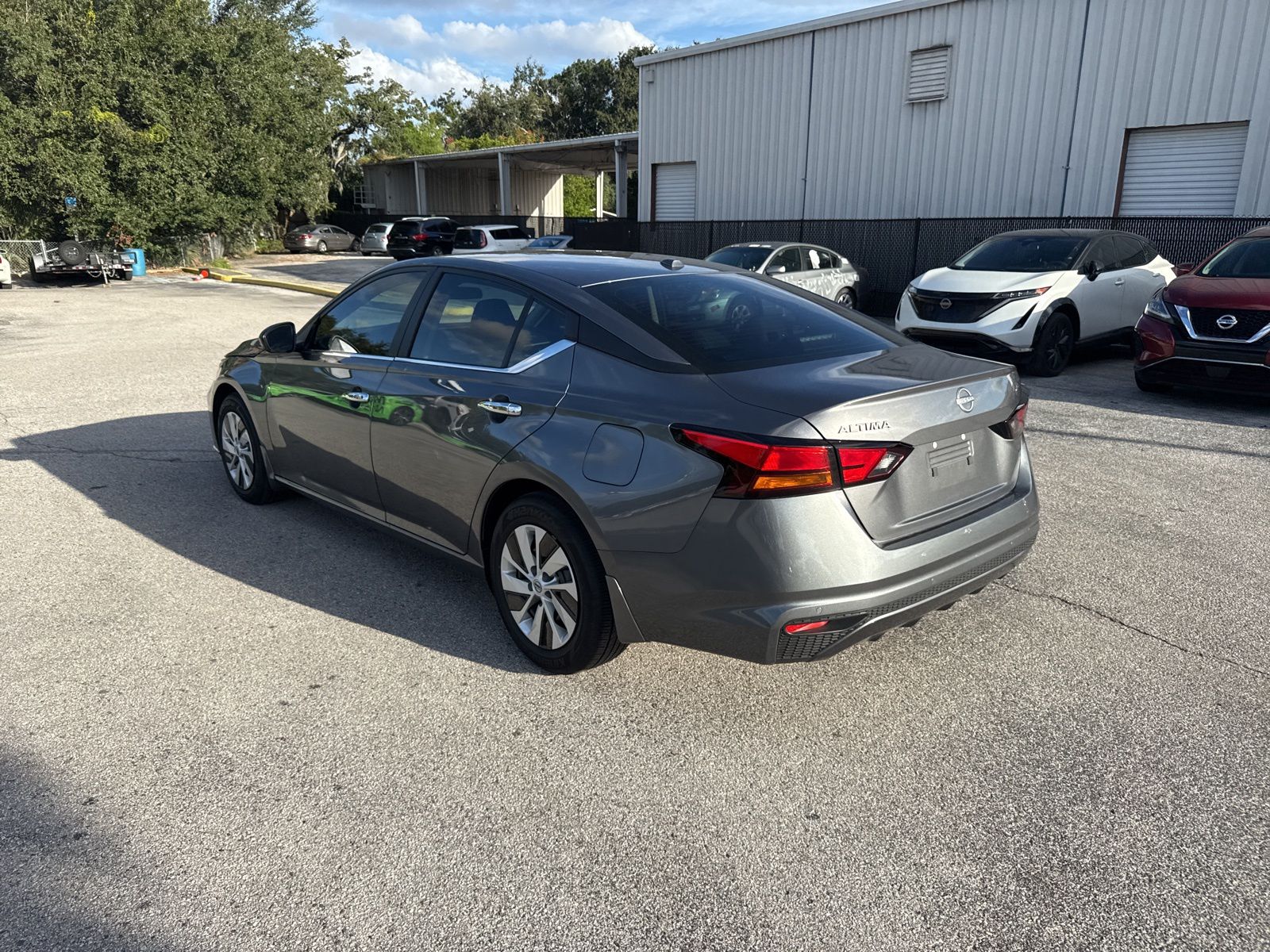 2025 Nissan Altima 2.5 S photo 3