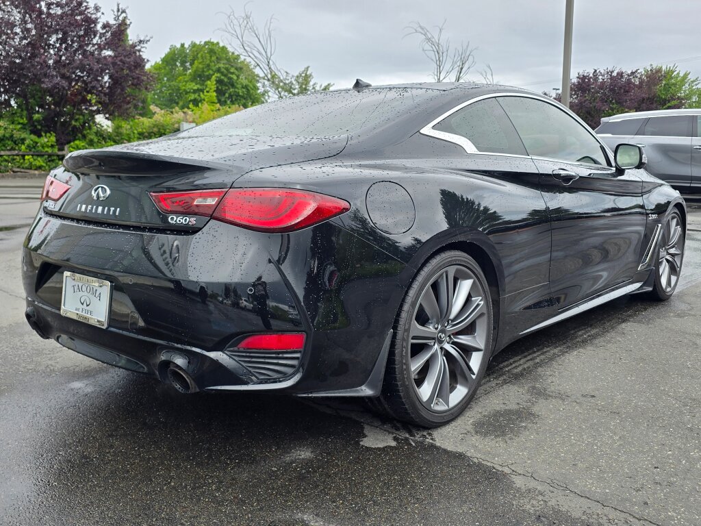 2019 Infiniti Q60 Red Sport 400 photo 3