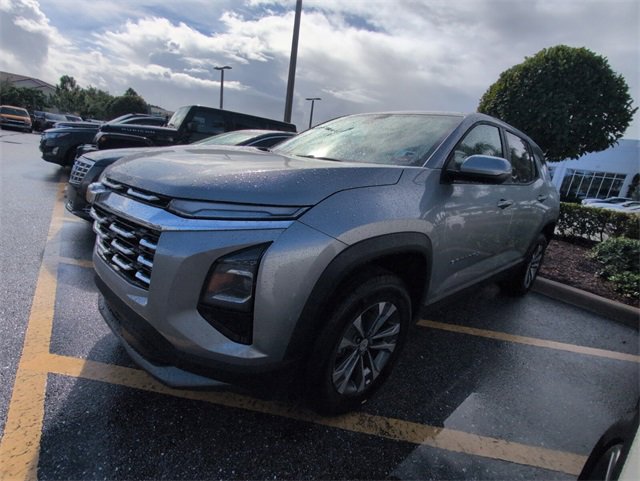 2026 Chevrolet Equinox LT photo 4