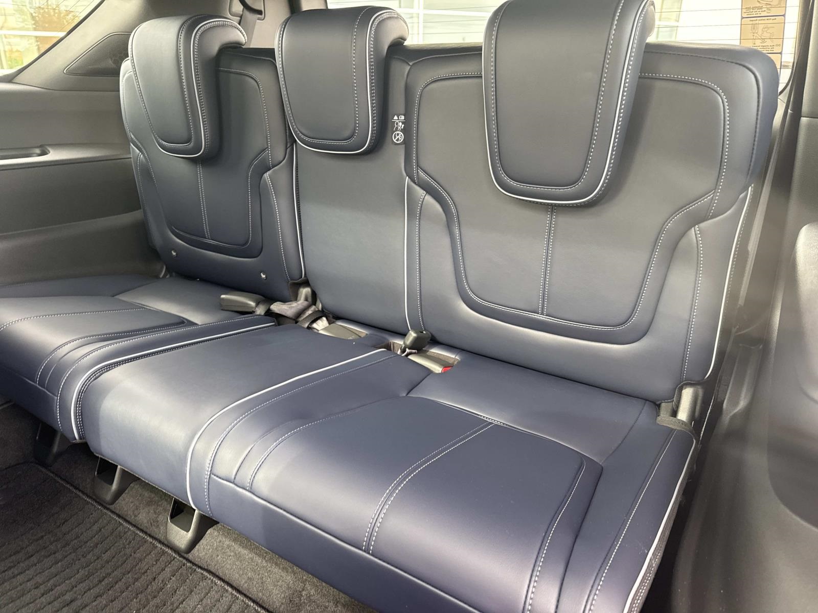 2026 Infiniti QX80 Sensory photo 7