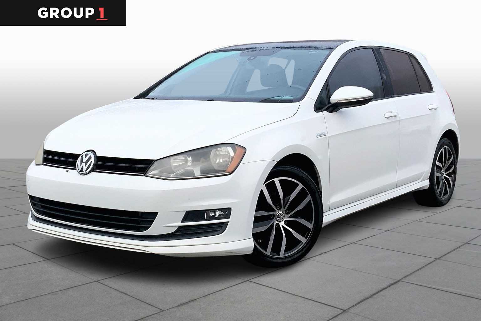 2015 Volkswagen Golf TSI SE's photo