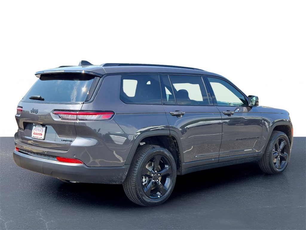 2025 Jeep Grand Cherokee Limited photo 4