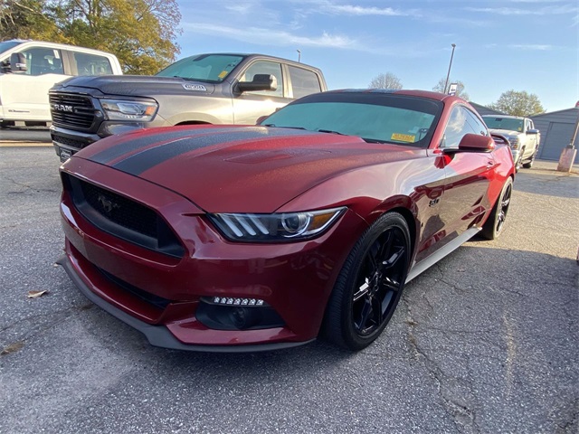2016 Ford Mustang GT Premium photo 2