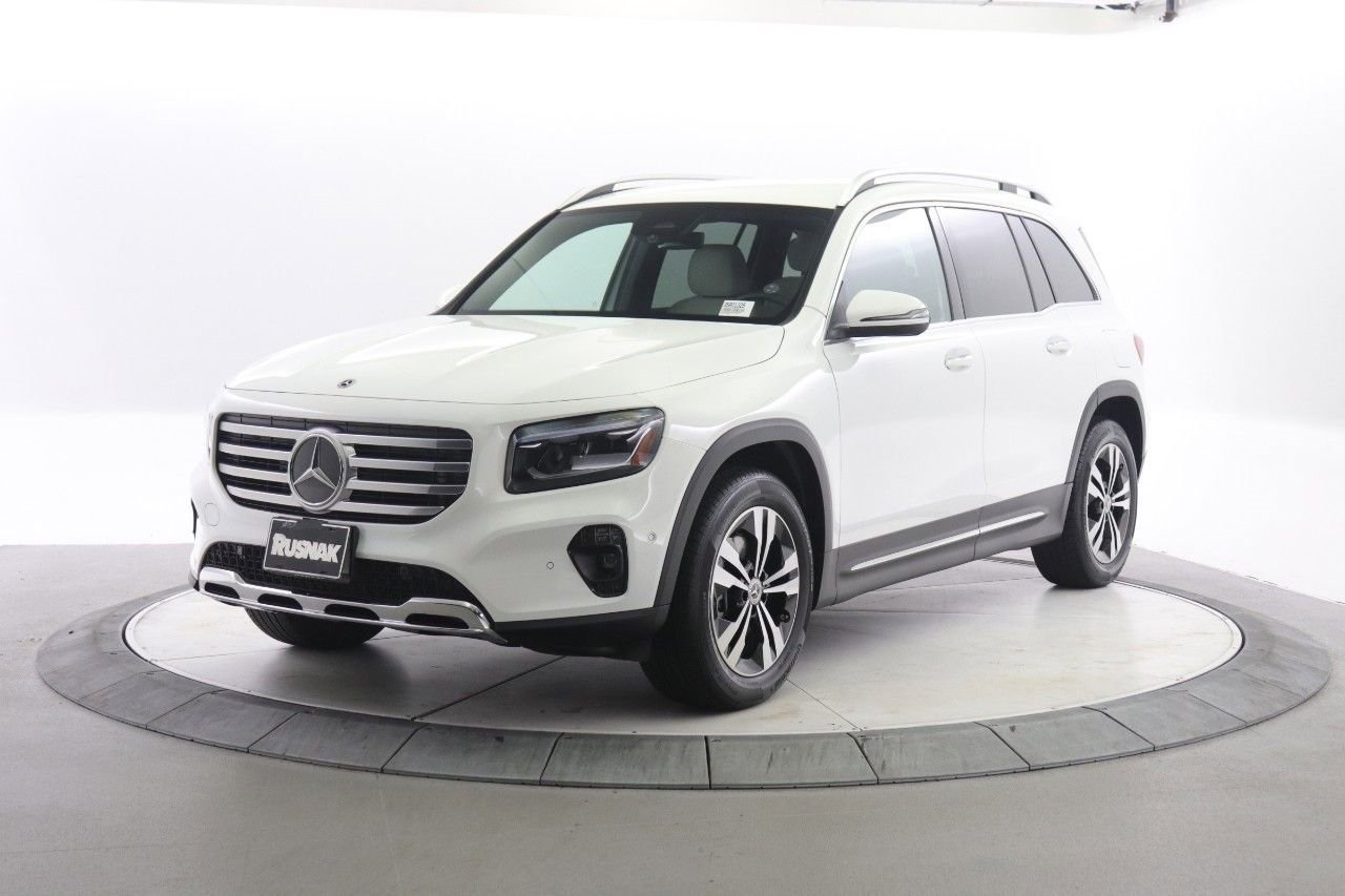 2025 Mercedes Benz GLB 250 photo 2