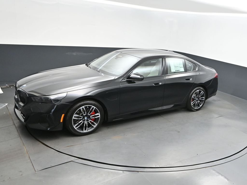 2026 Bmw 550e xDrive photo 28