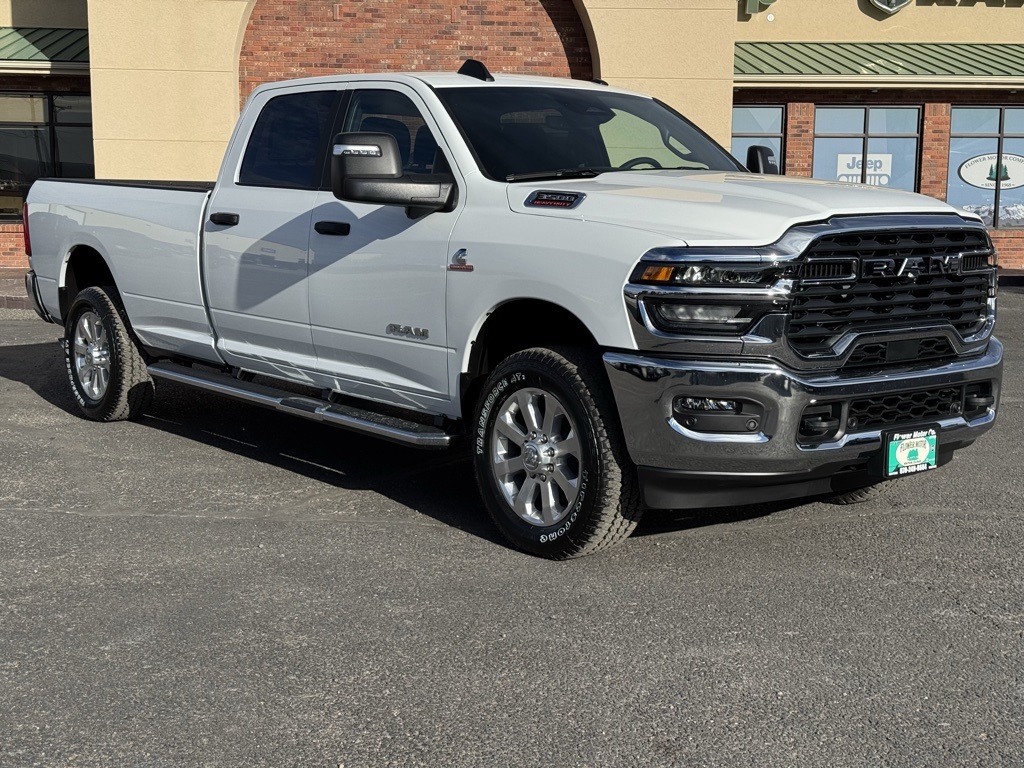 2026 RAM Ram 3500 Pickup Big Horn's photo