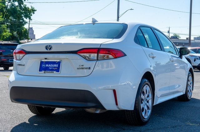 2023 Toyota Corolla Hybrid LE photo 5