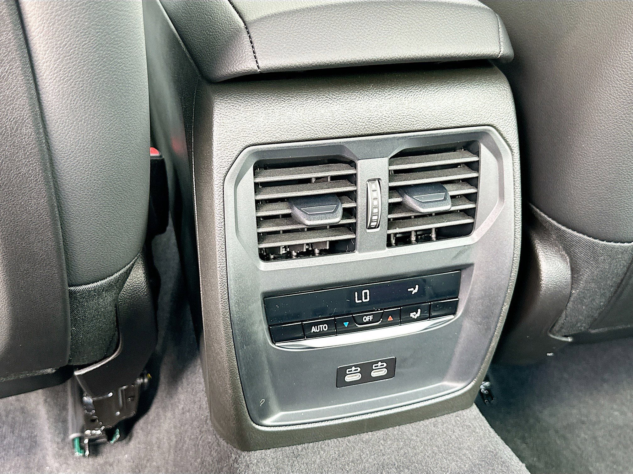 2026 Bmw 330i photo 20