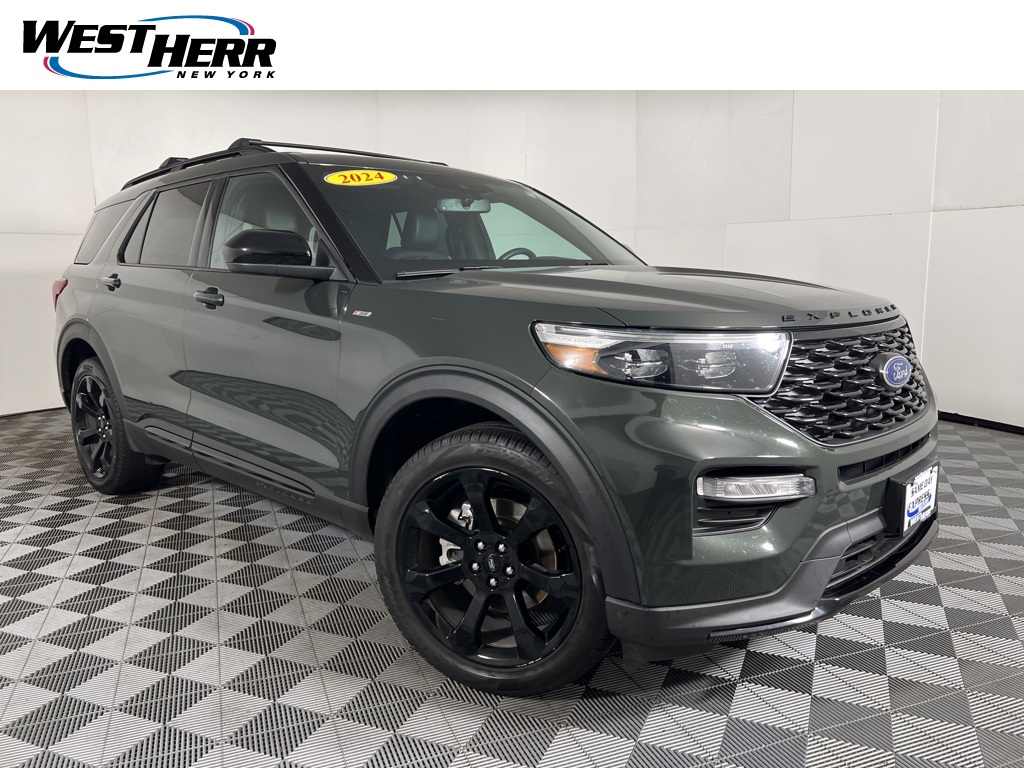 2024 Ford Explorer ST-LINE's photo