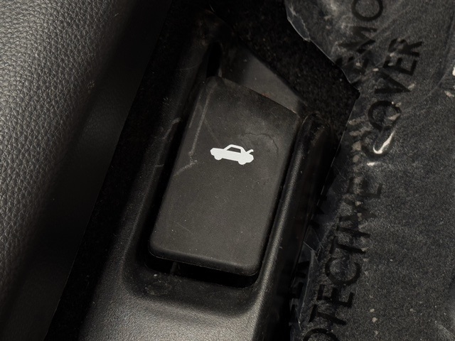 2024 Toyota Corolla Hybrid LE photo 22