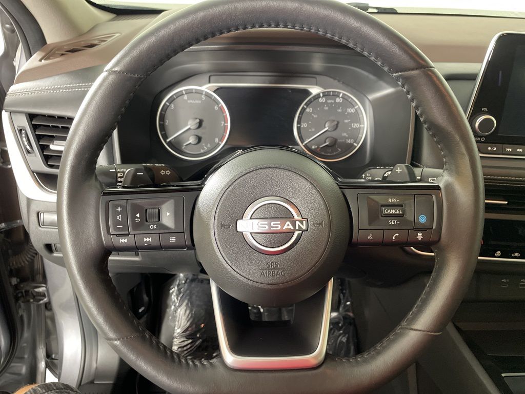2023 Nissan Rogue SV photo 19