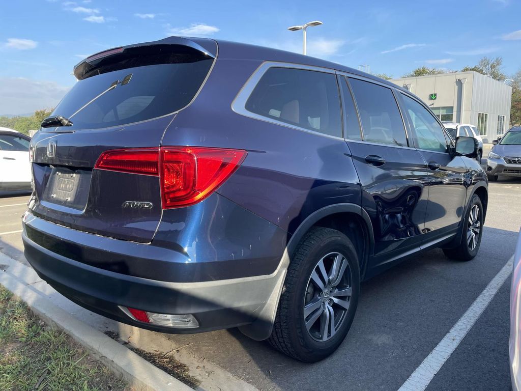 2016 Honda Pilot EX-L photo 4