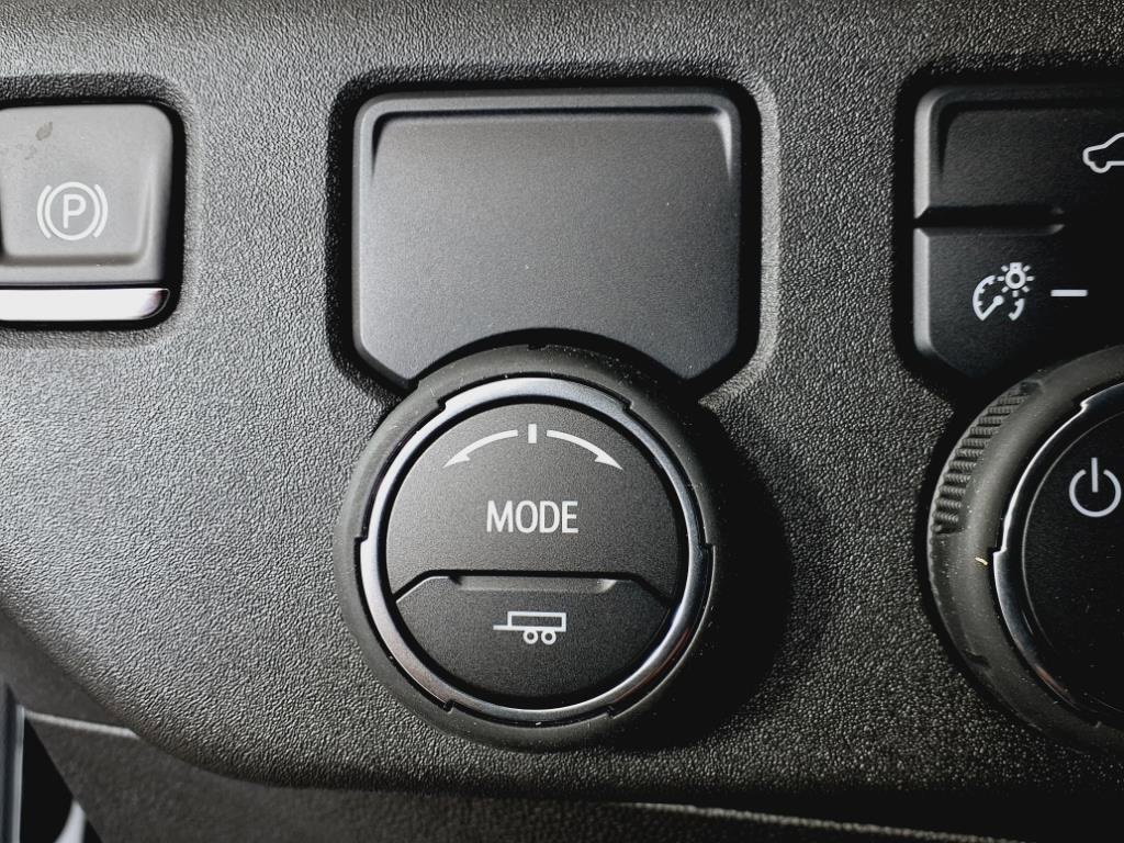 2026 Chevrolet Silverado 1500 LT photo 7