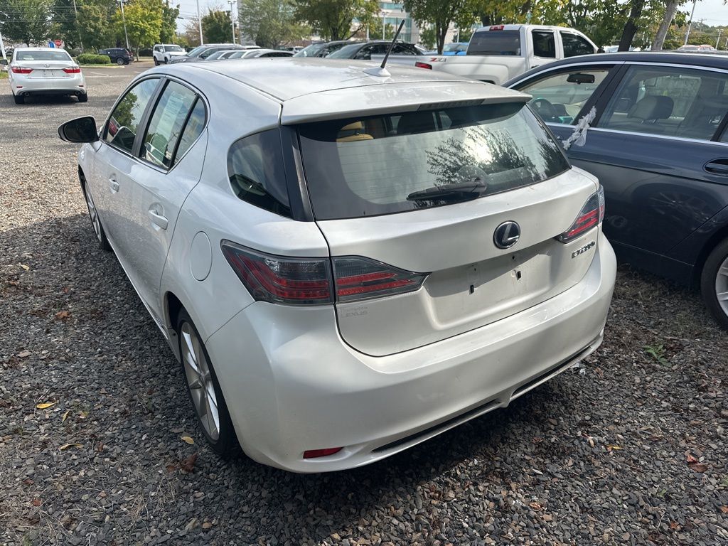2012 Lexus CT 200h photo 5