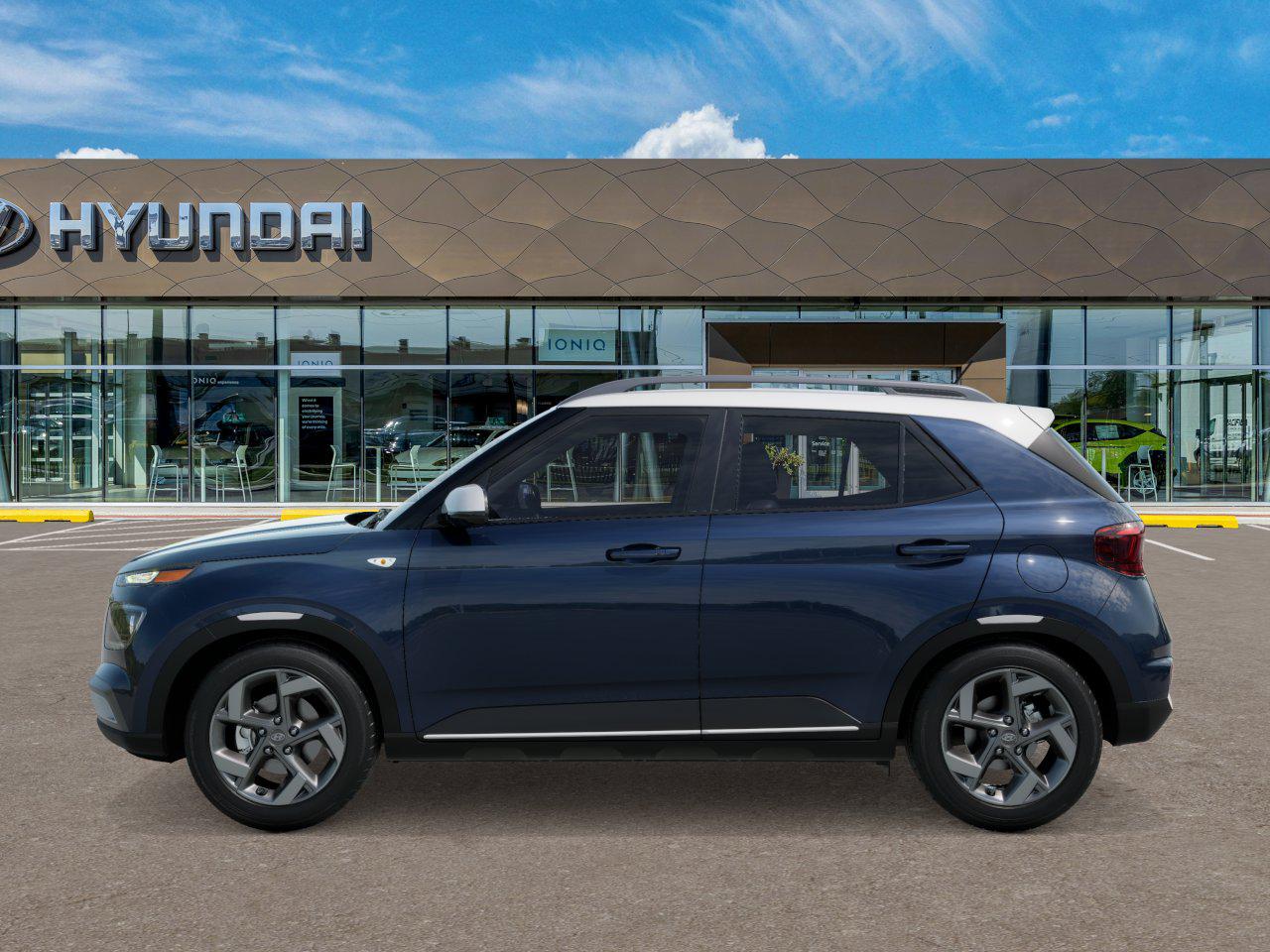 2025 Hyundai Venue Limited photo 3