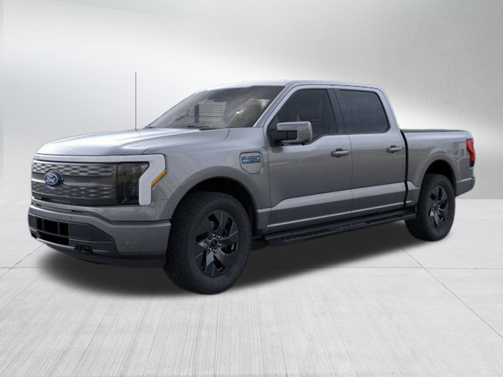 2025 Ford F-150 Lightning Lariat photo 4