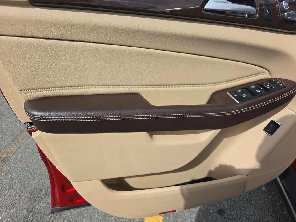 2017 Mercedes Benz GLE 350 4MATIC photo 5