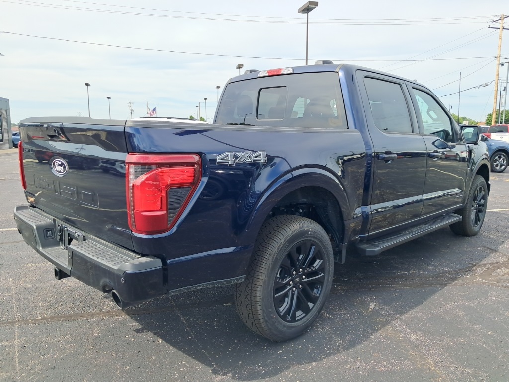 2025 Ford F-150 XLT photo 4