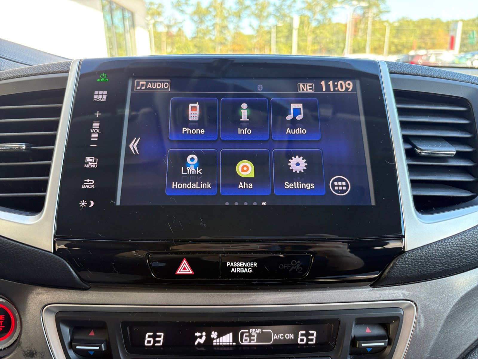 2016 Honda Pilot EX-L photo 16