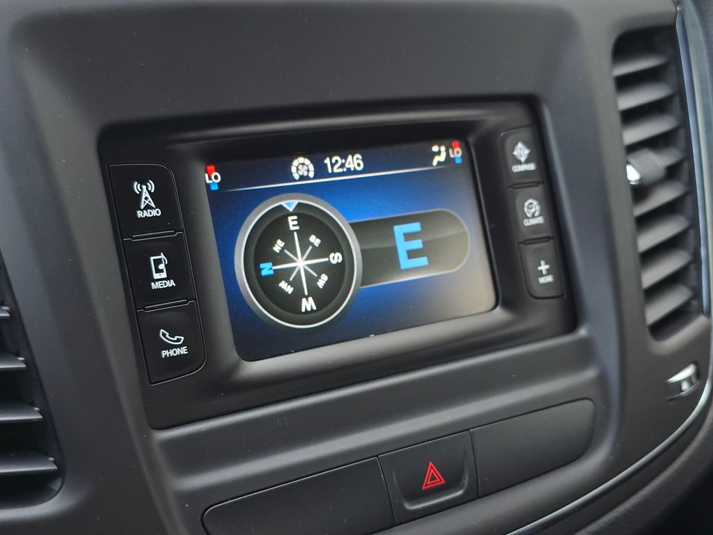 2015 Chrysler 200 S photo 27
