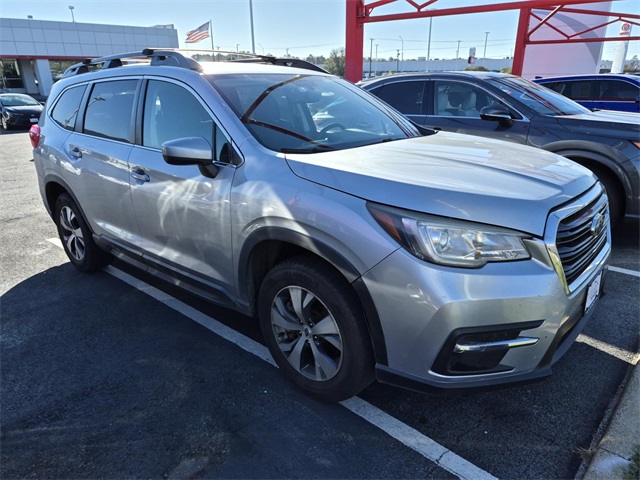 2019 Subaru Ascent Premium's photo