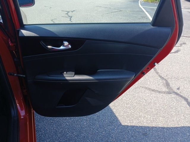2019 Kia Forte S photo 22