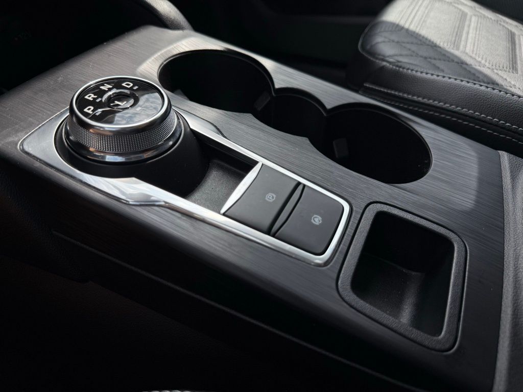 2023 Ford Escape Platinum photo 22