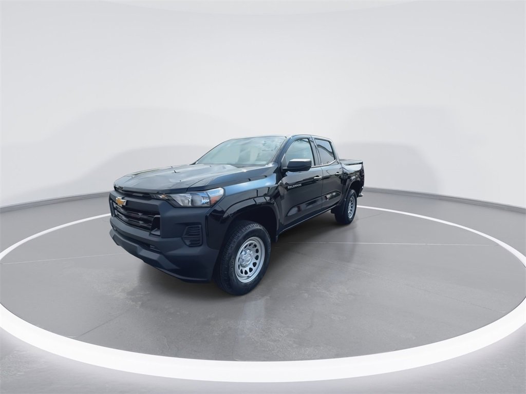 2025 Chevrolet Colorado LT photo 4