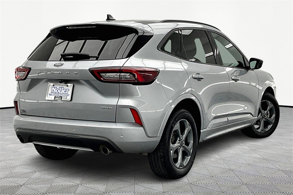 Used 2023 Ford Escape ST-Line with VIN 1FMCU9MN0PUA09730 for sale in Kansas City
