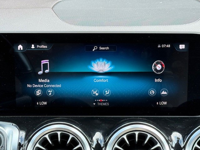 2021 Mercedes Benz GLB 250 4MATIC photo 21