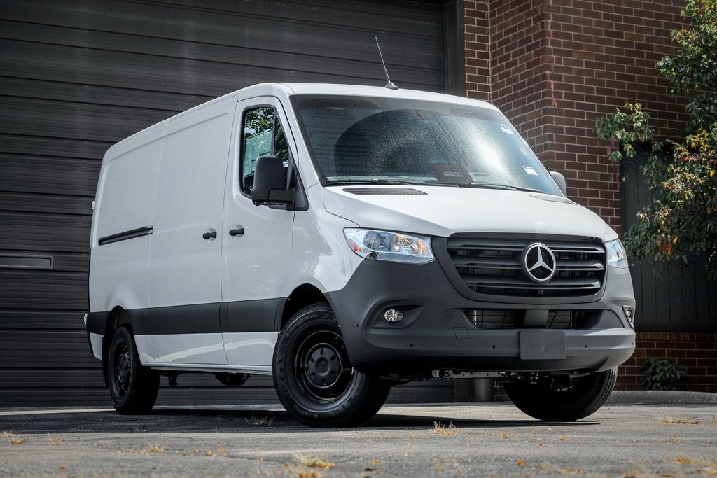 2025 Mercedes-Benz Sprinter Cargo Van Base's photo