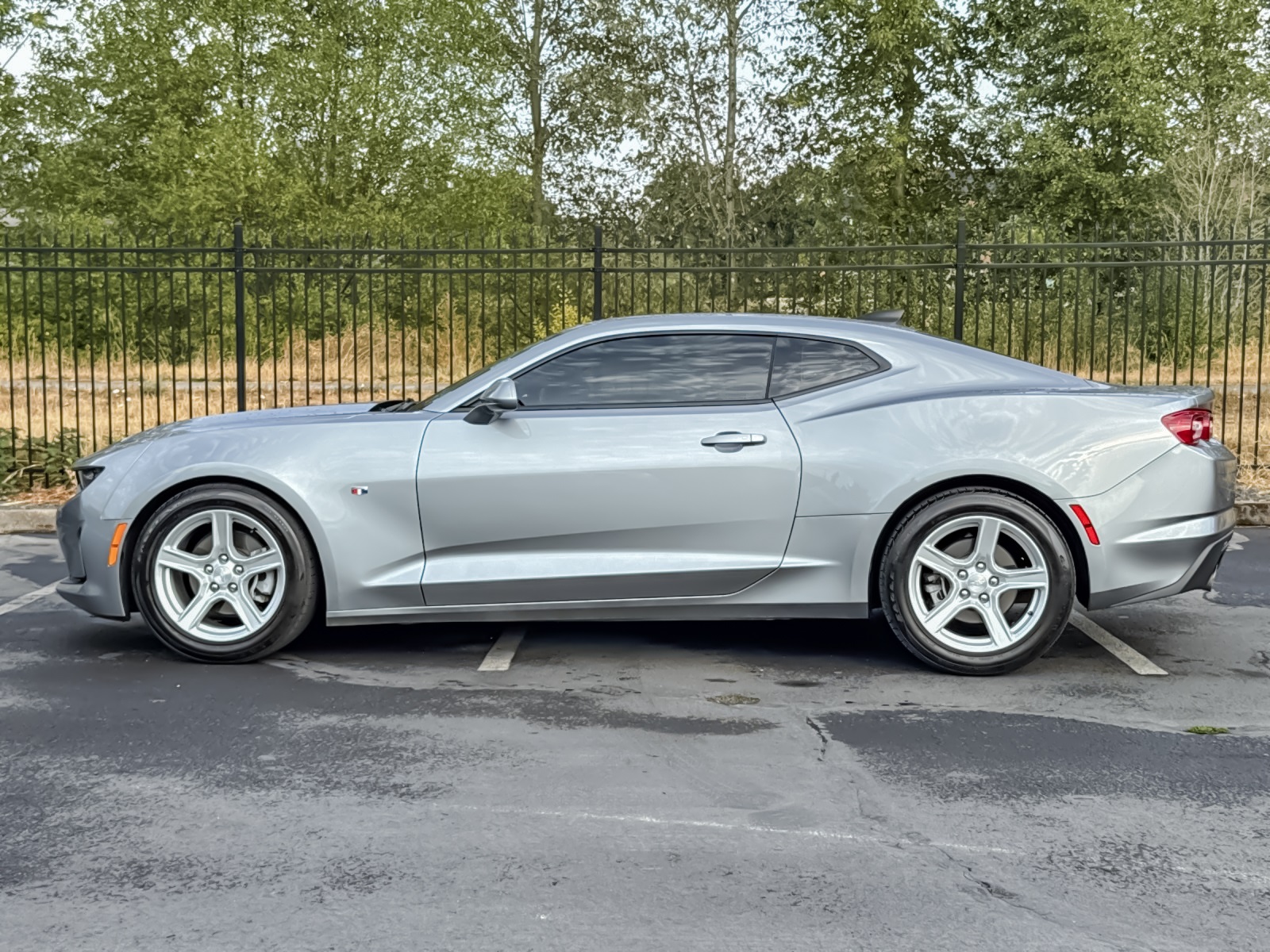 2023 Chevrolet Camaro 1LT photo 6