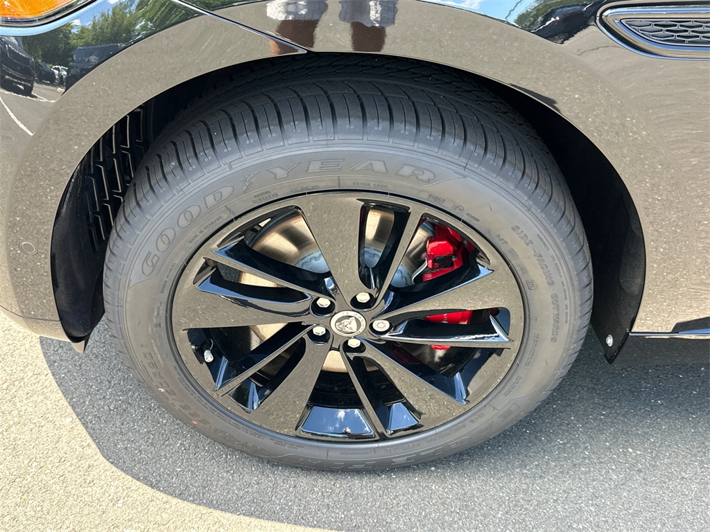 2026 Jaguar F-PACE P400 R-Dynamic S photo 8