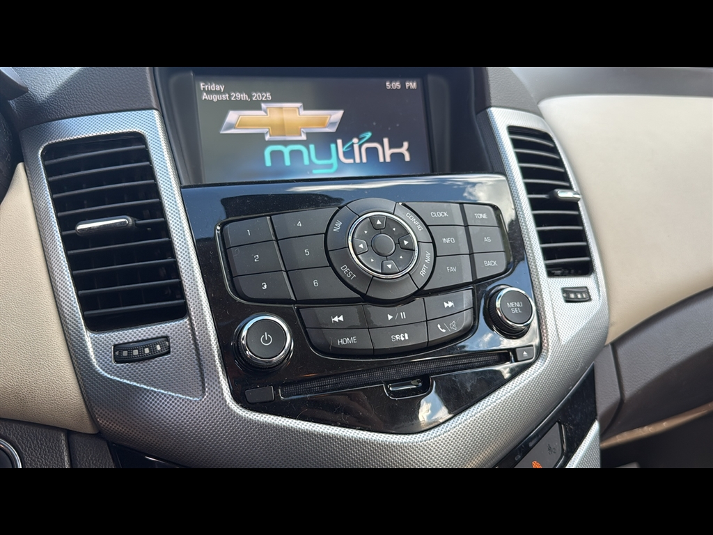 2016 Chevrolet Cruze LTZ photo 16