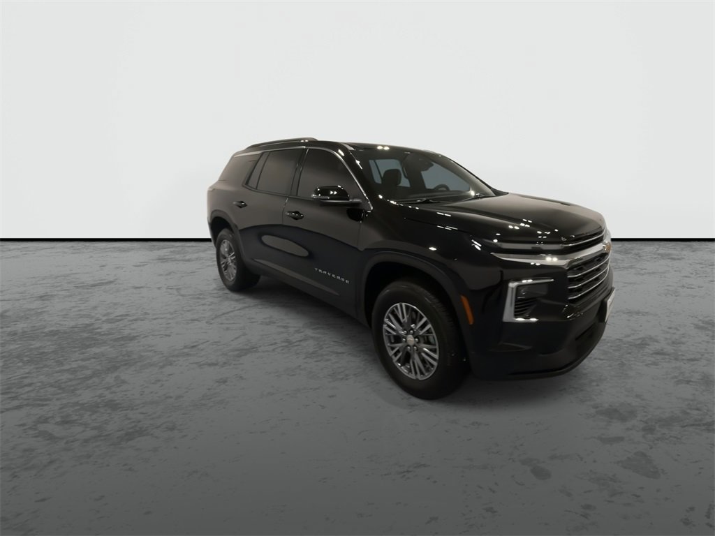 2025 Chevrolet Traverse photo 2