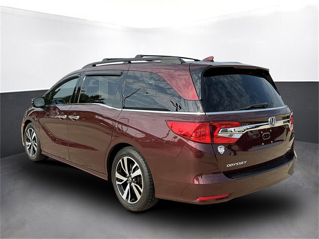 2020 Honda Odyssey Elite photo 2