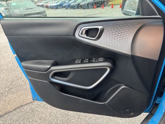 2024 Kia Soul S photo 20