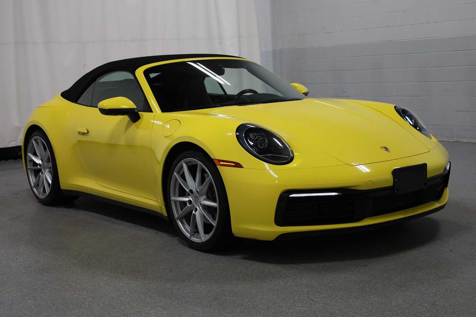 2022 Porsche 911 Cabriolet photo 12