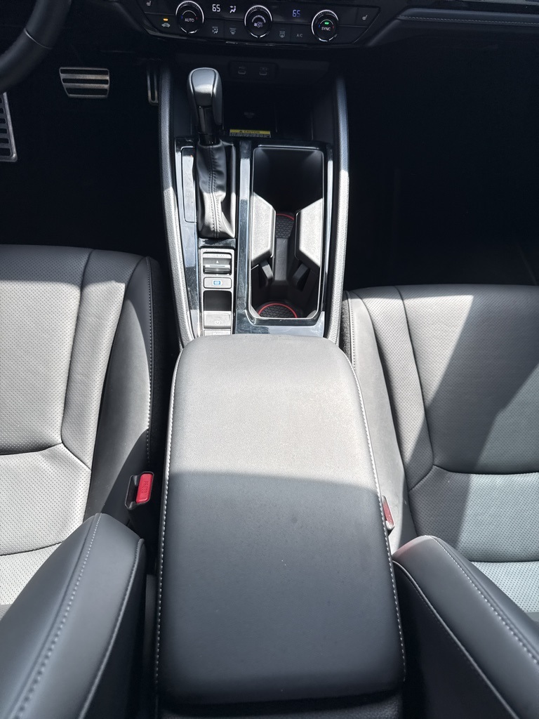 2025 Honda Accord Hybrid Sport-L photo 18