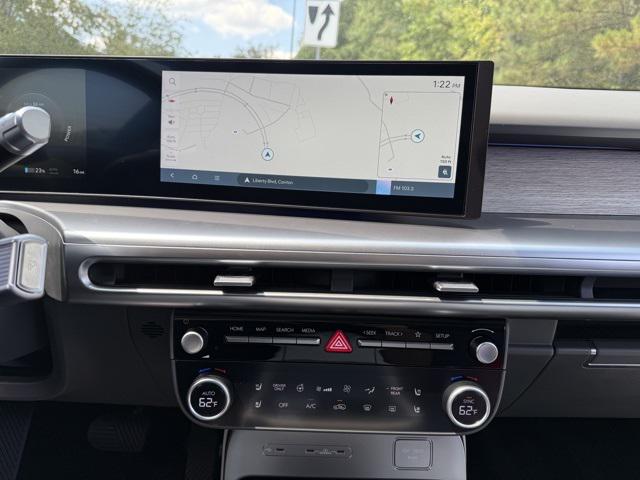 2026 Hyundai Ioniq SEL photo 18